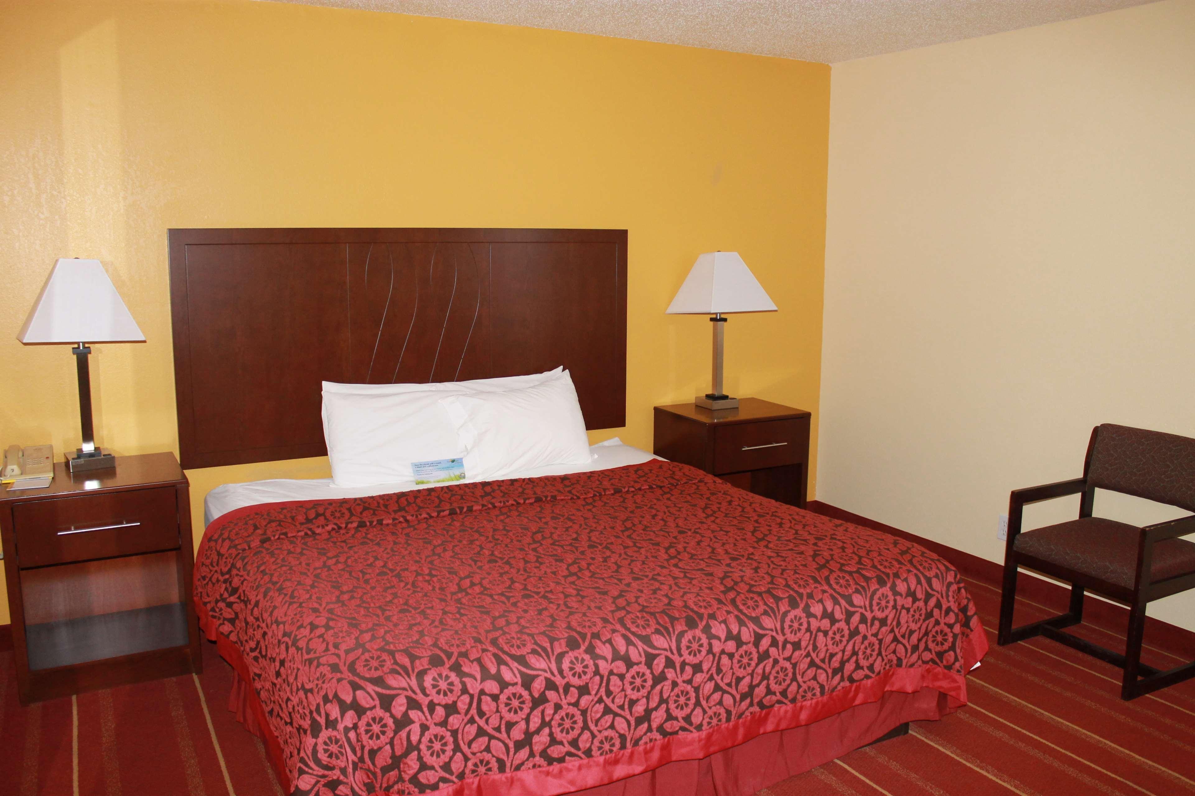 Days Inn By Wyndham Walcott Davenport Extérieur photo