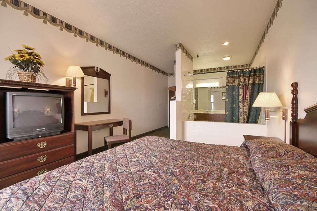 Days Inn By Wyndham Walcott Davenport Extérieur photo